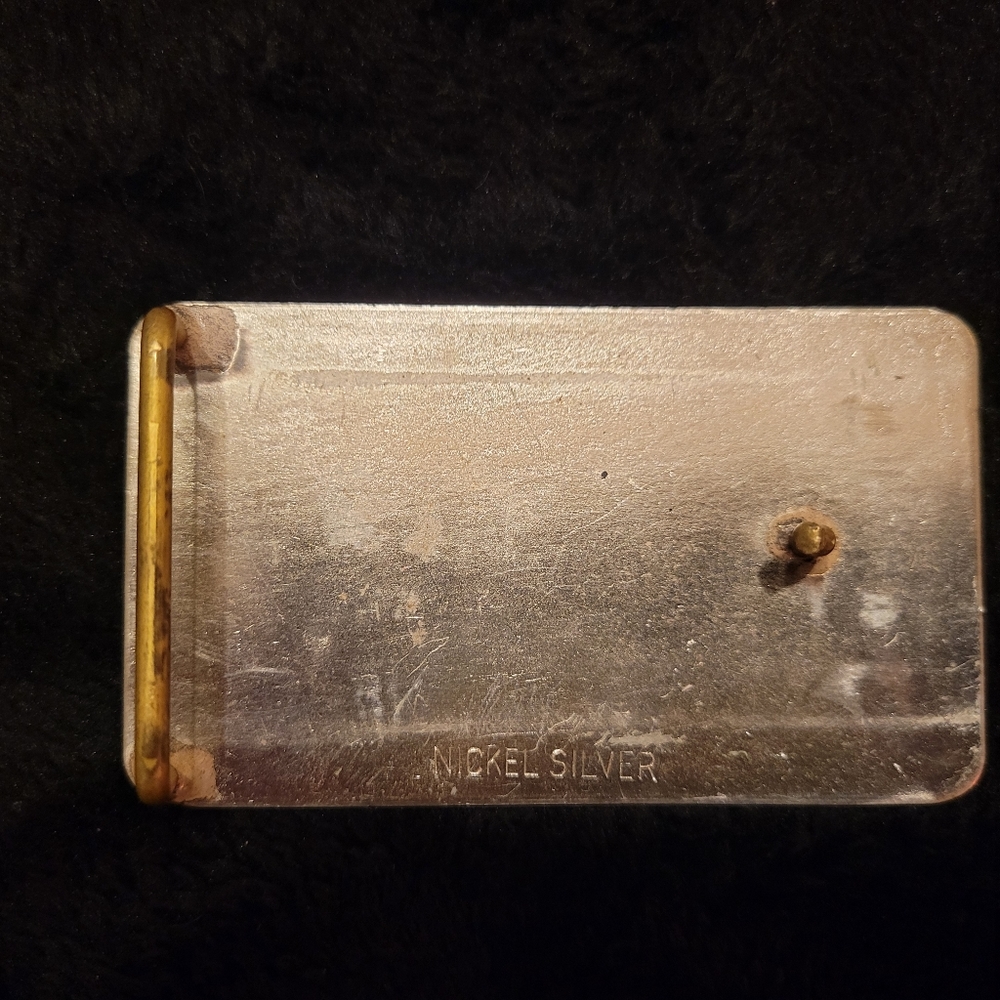 Revolver Belt Buckle - Picture 2 of 2